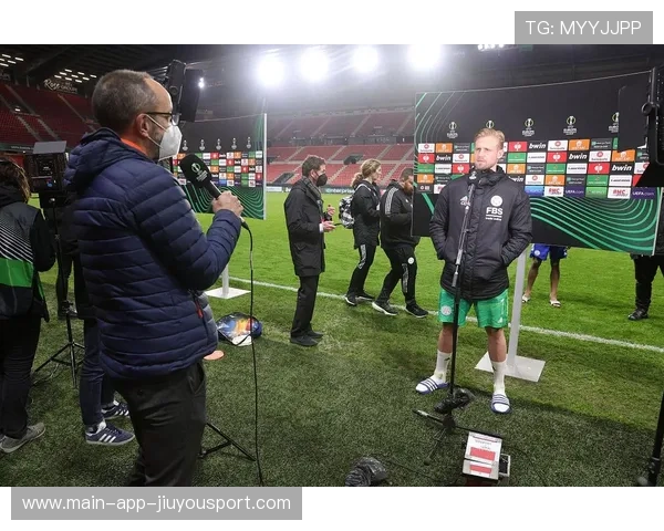 姆巴佩与电影导演深夜会谈，影视跨界猜测再起