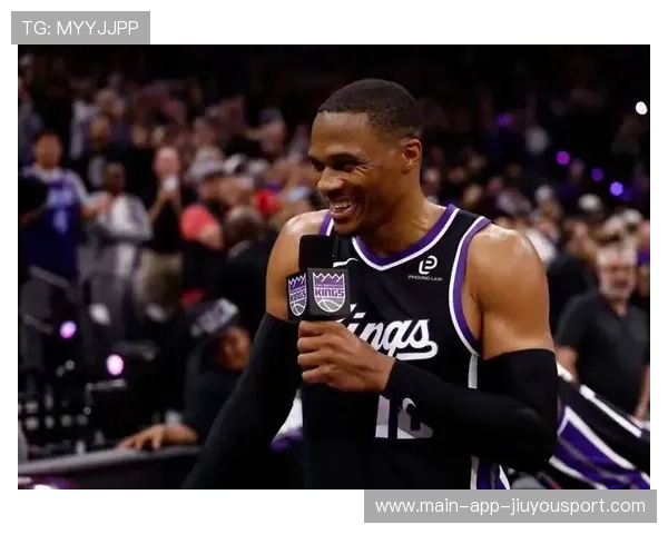 威少连续三场爆发！成功转型大前锋，威少改变打法