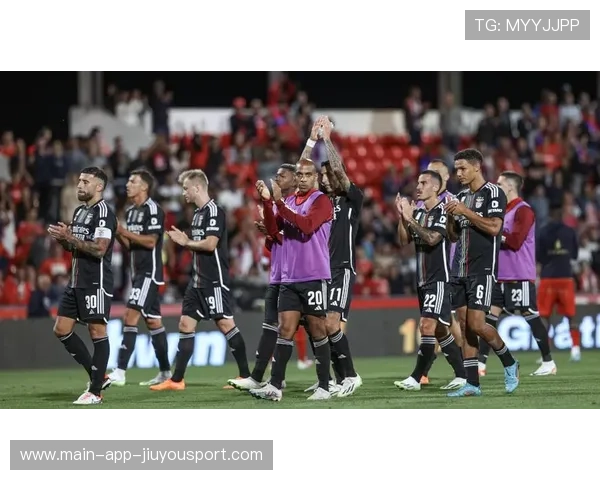 若昂·马里奥前插,禁区人数持续增加,若昂-马里奥 若昂·马里奥前插,禁区人数持续增加,若昂-马里奥